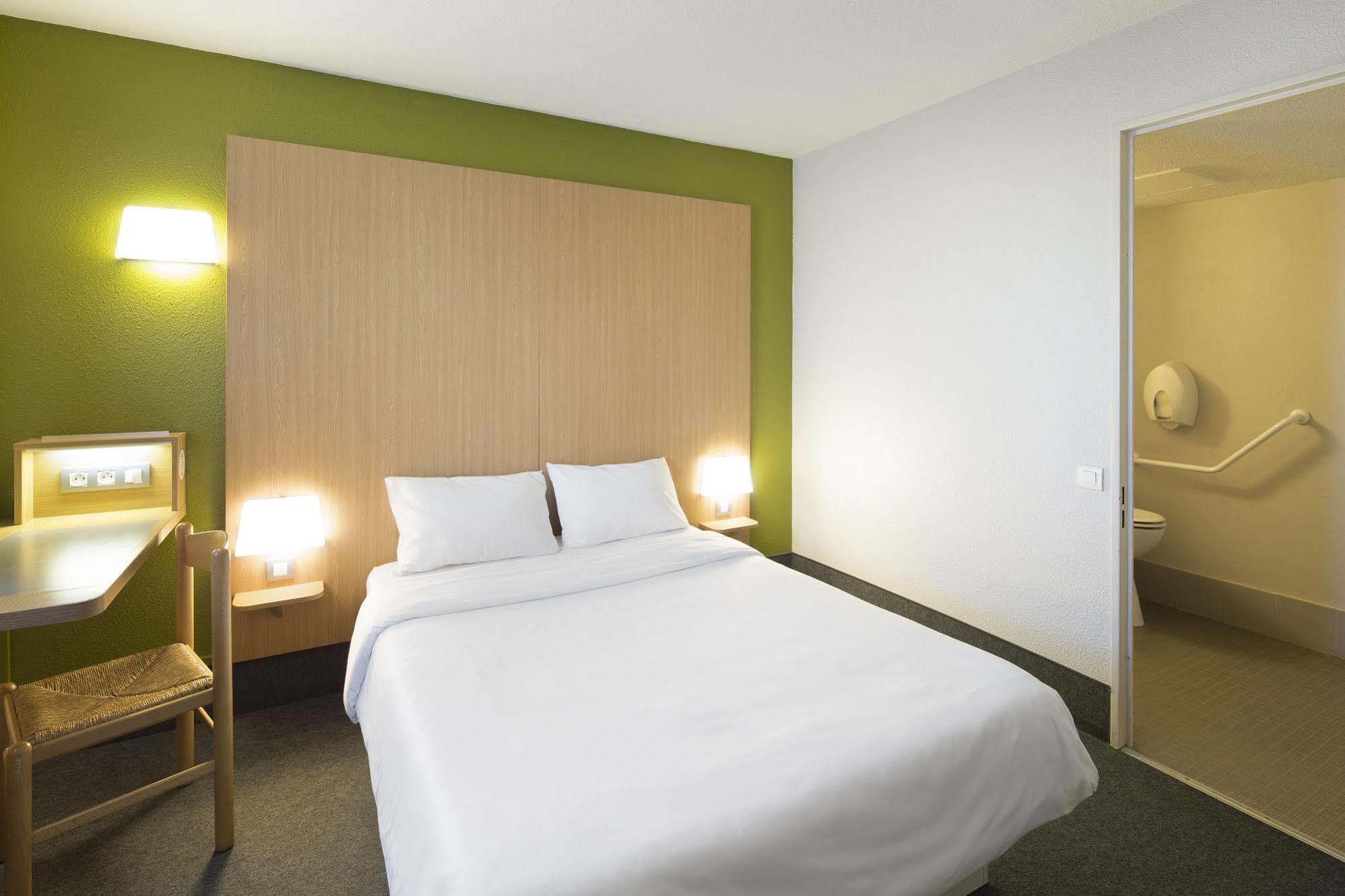 B&B Hotel Lille Tourcoing Centre Екстер'єр фото
