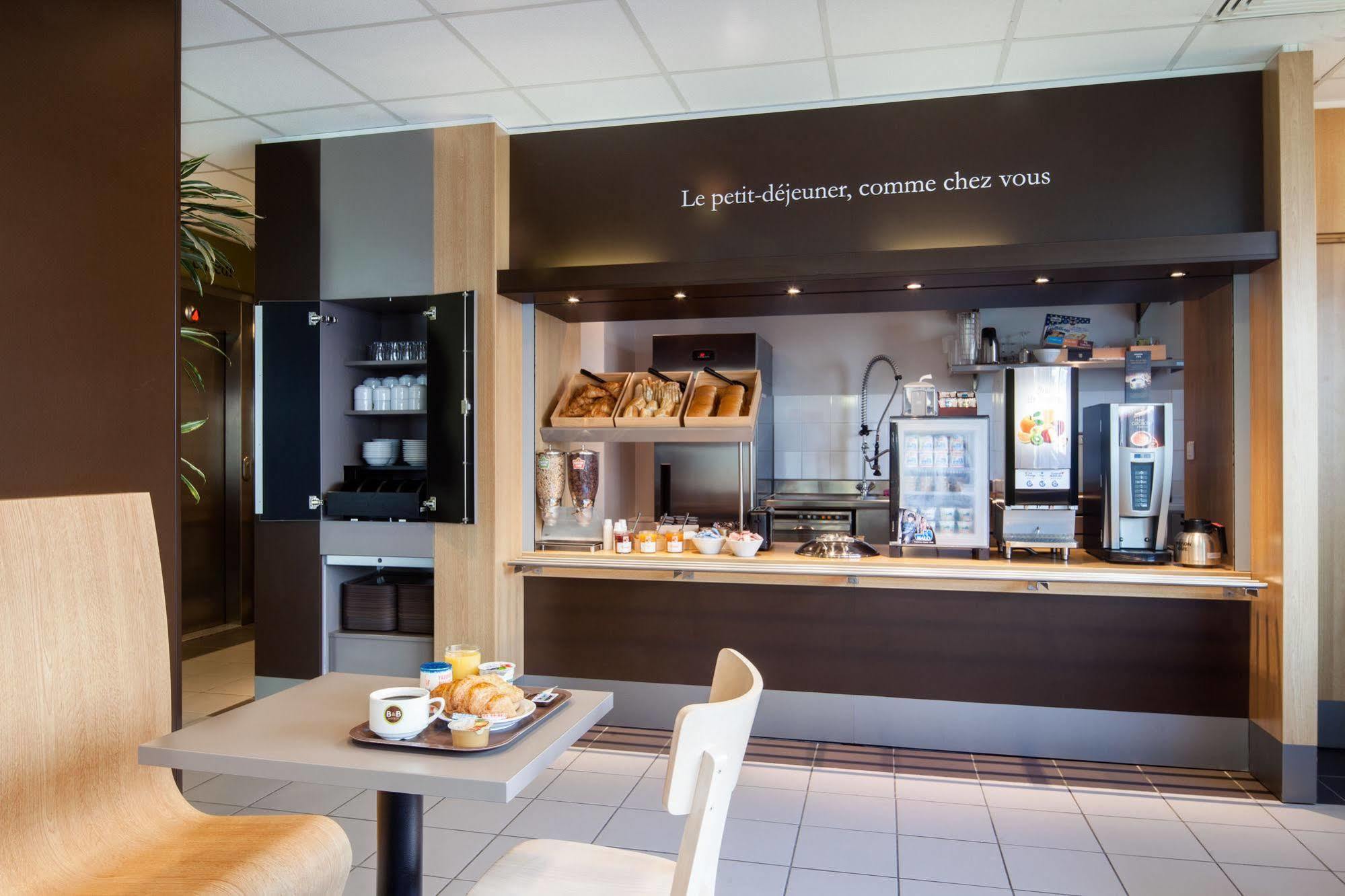 B&B Hotel Lille Tourcoing Centre Екстер'єр фото