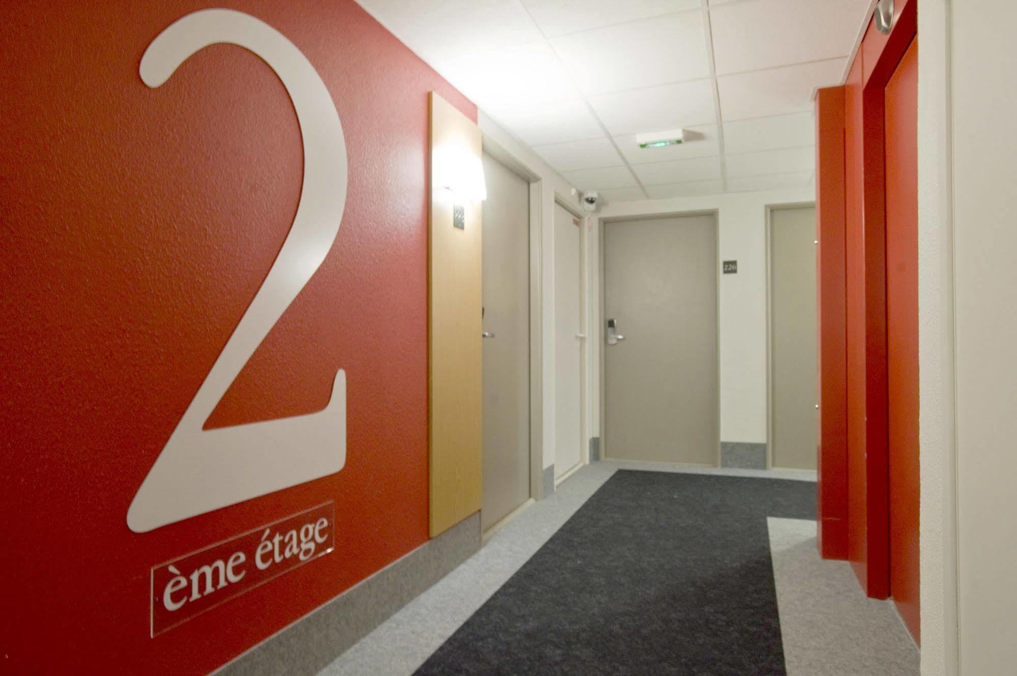 B&B Hotel Lille Tourcoing Centre Екстер'єр фото